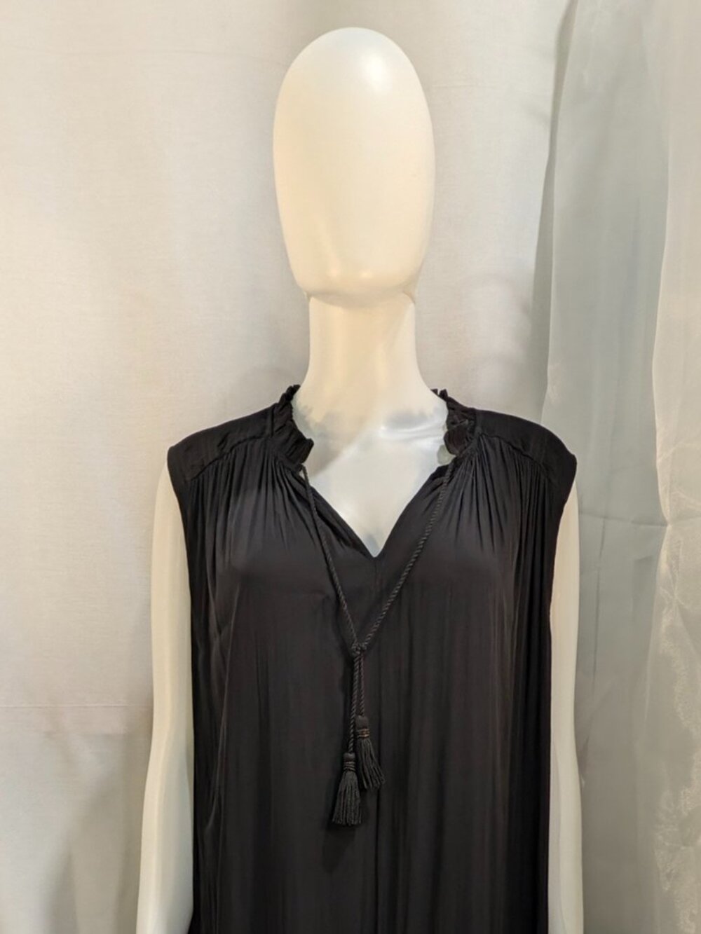 Chico’s Black Silk Maxi Dress Size 3 XL Tassel Tie Sleeveless Pockets